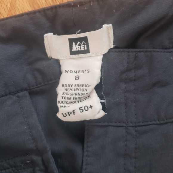 2 pairs REI hiking outdoor pants size 8 - Picture 4 of 9